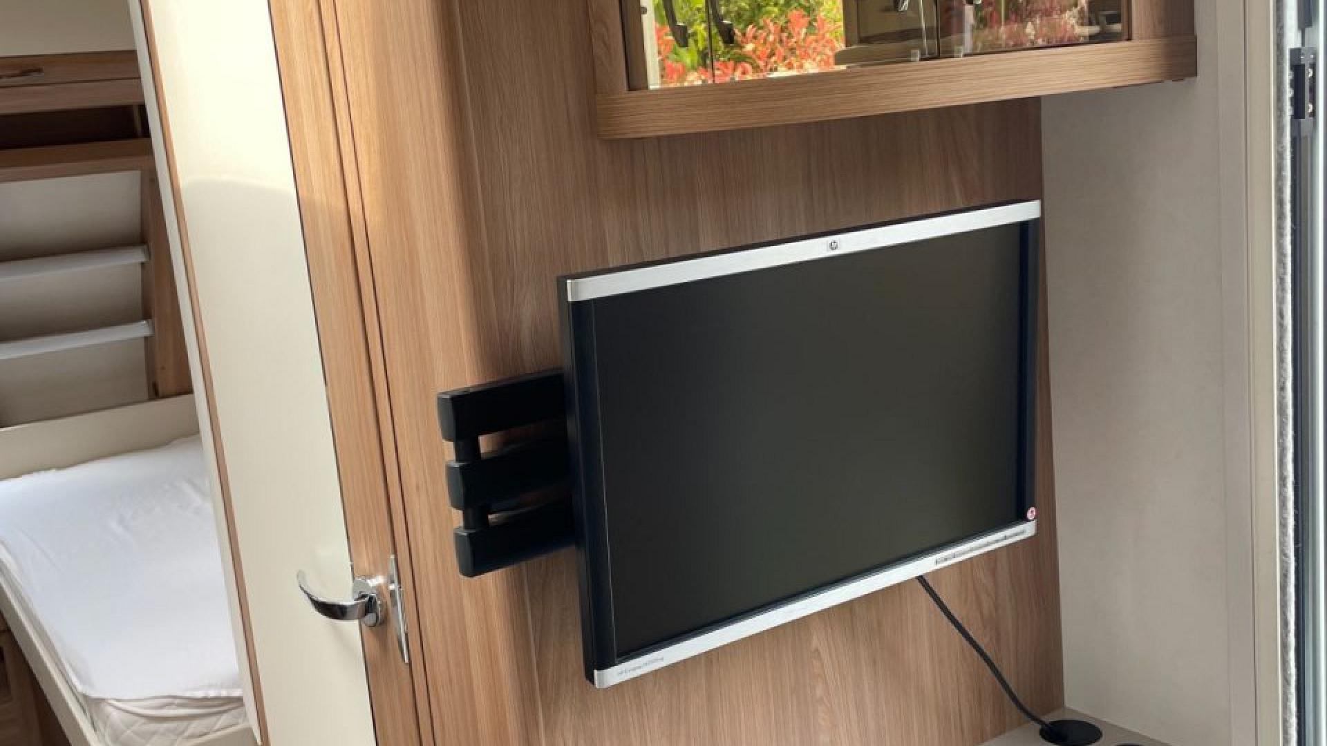 Hobby De Luxe 515 UHL