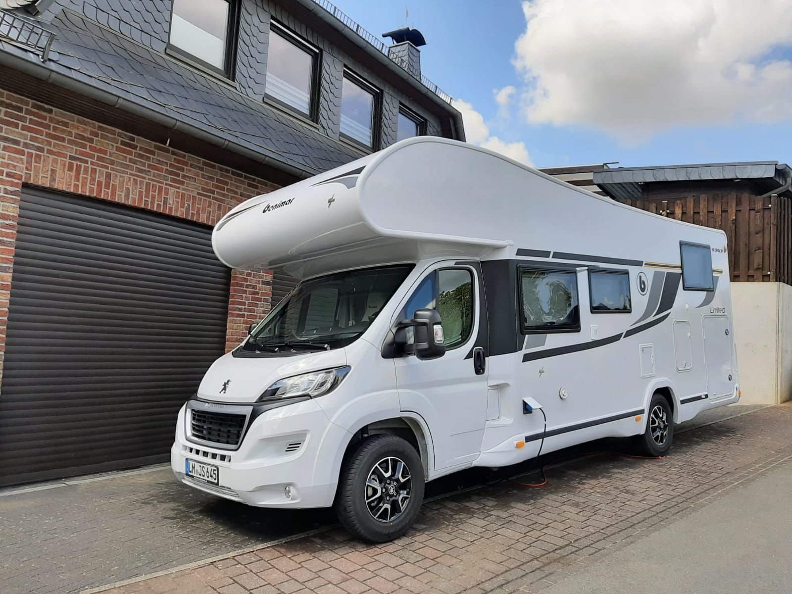 Benimar S363