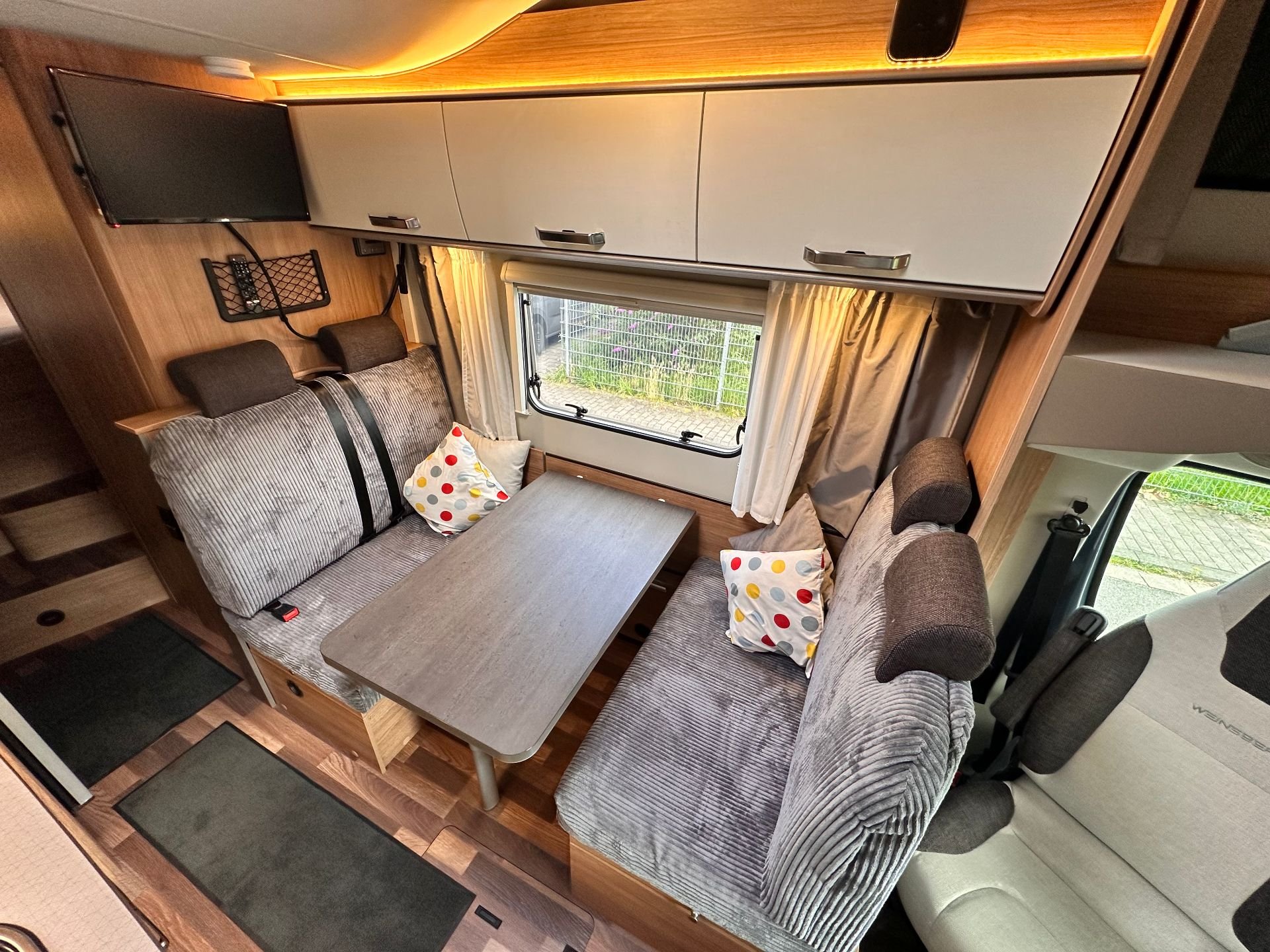 Weinsberg Cara Home 700 DG