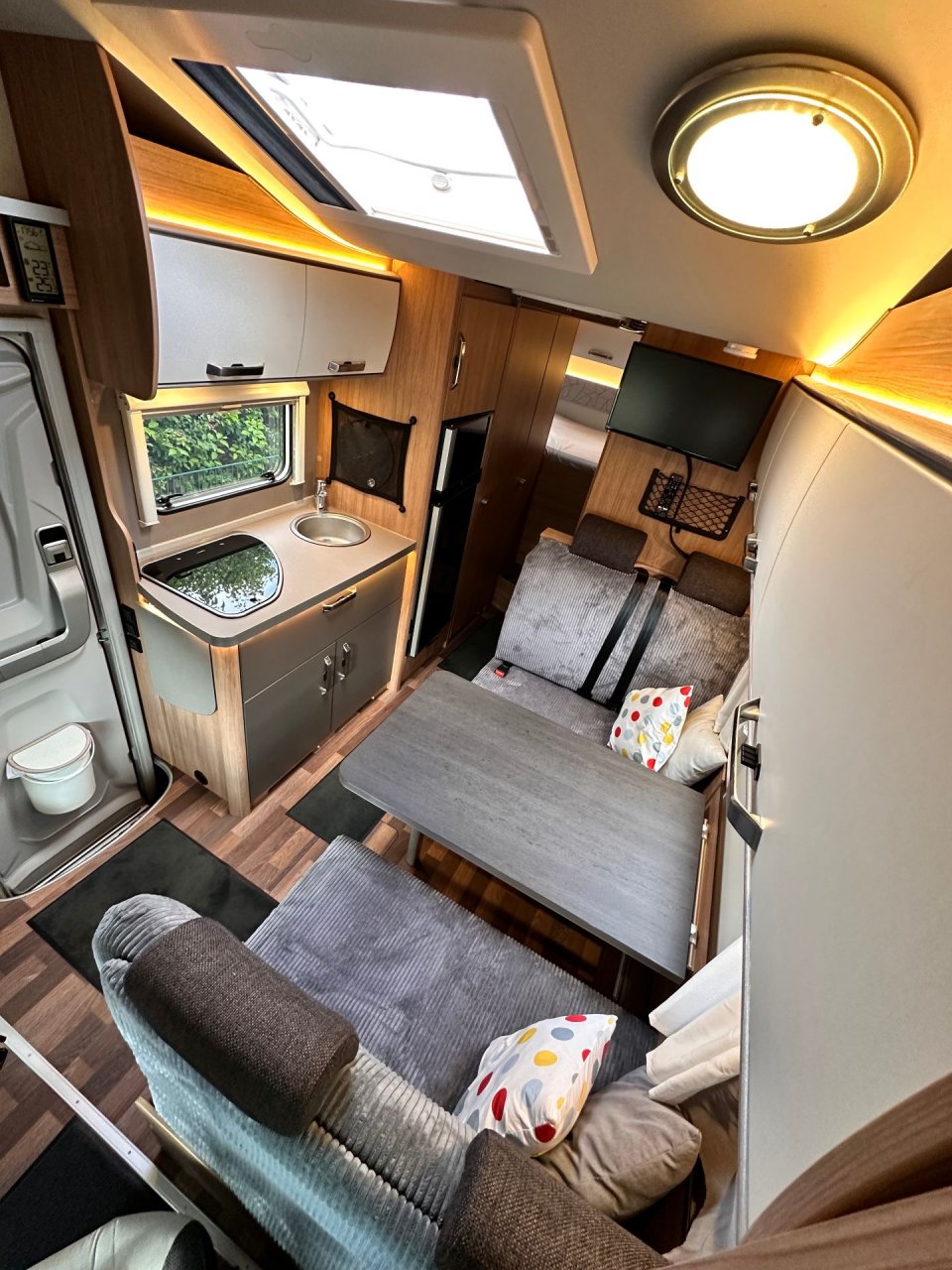 Weinsberg Cara Home 700 DG