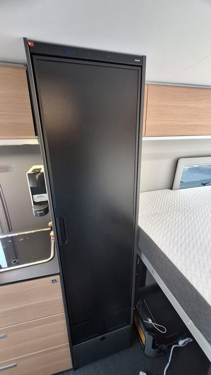 Adria Twin 640 SGX Supreme