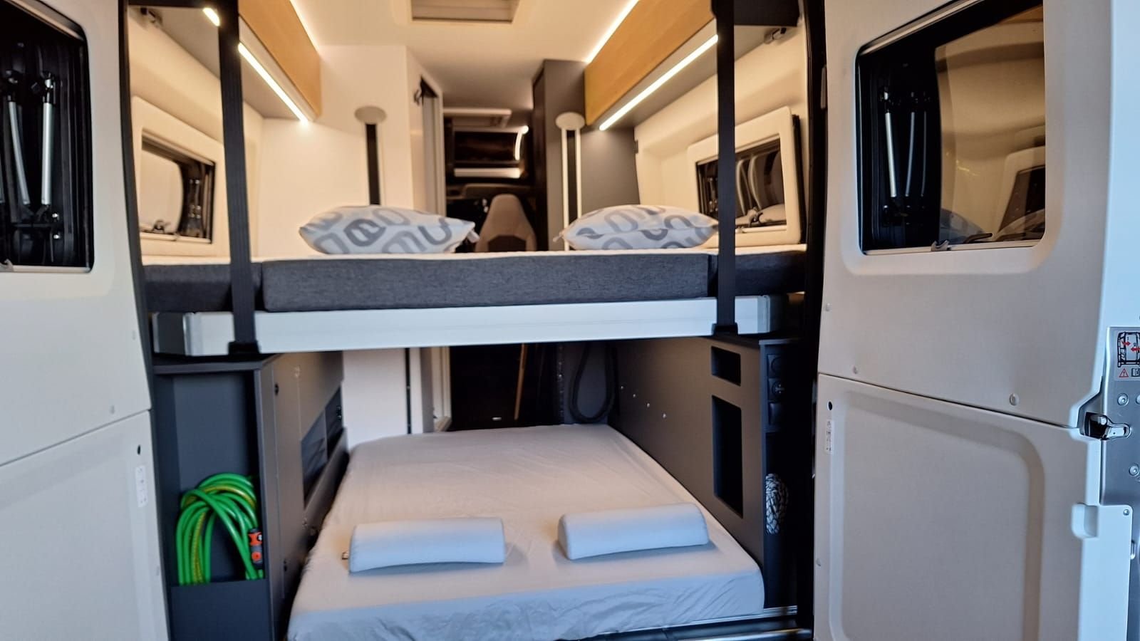 Adria Twin 640 SGX Supreme