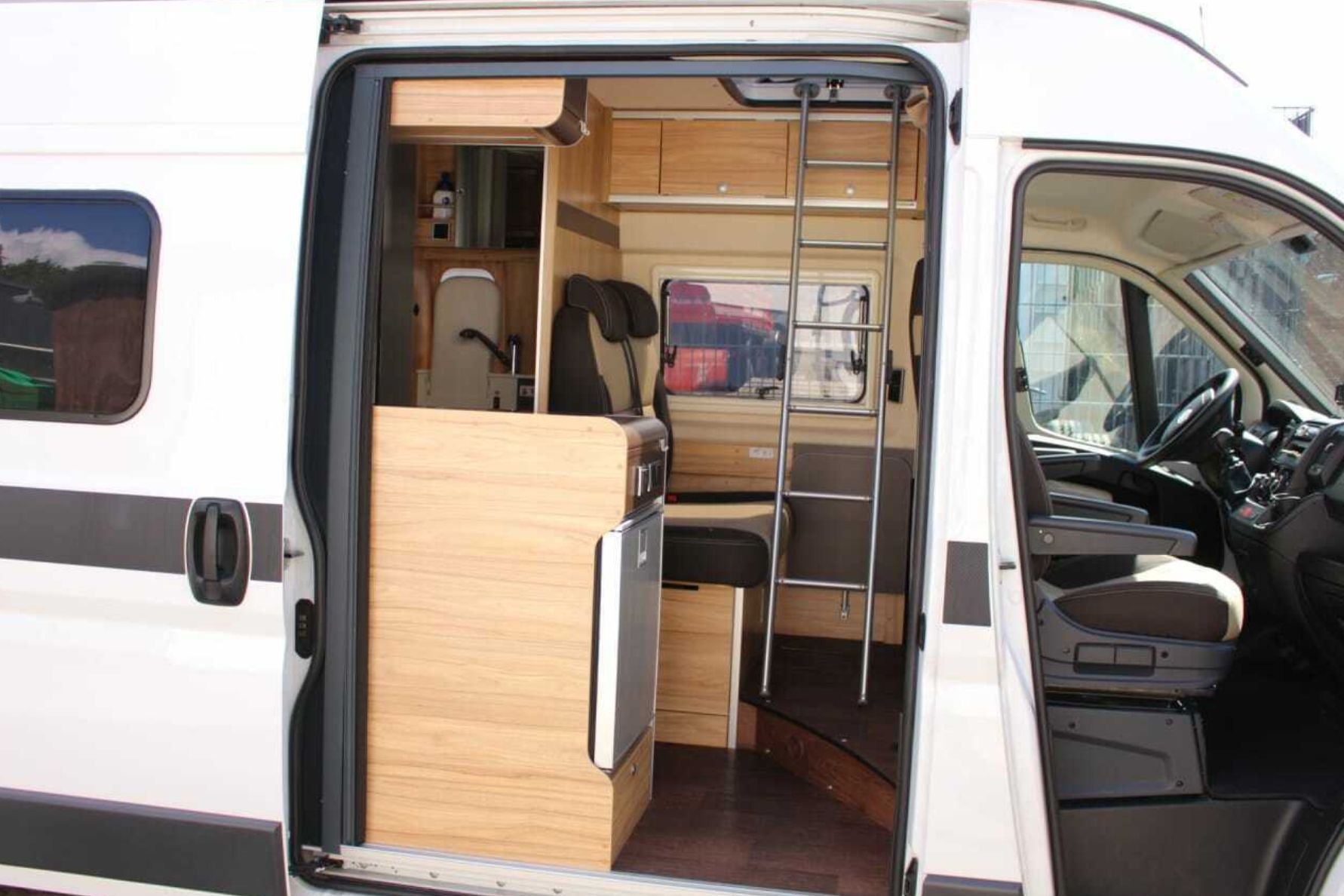 HYMER / ERIBA / HYMERCAR Yosemite