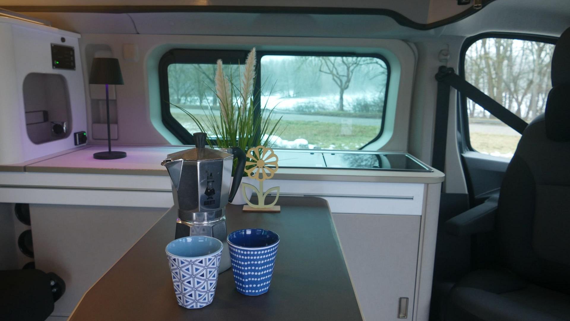 Renault Trafic Buerstner Playa Limited C500