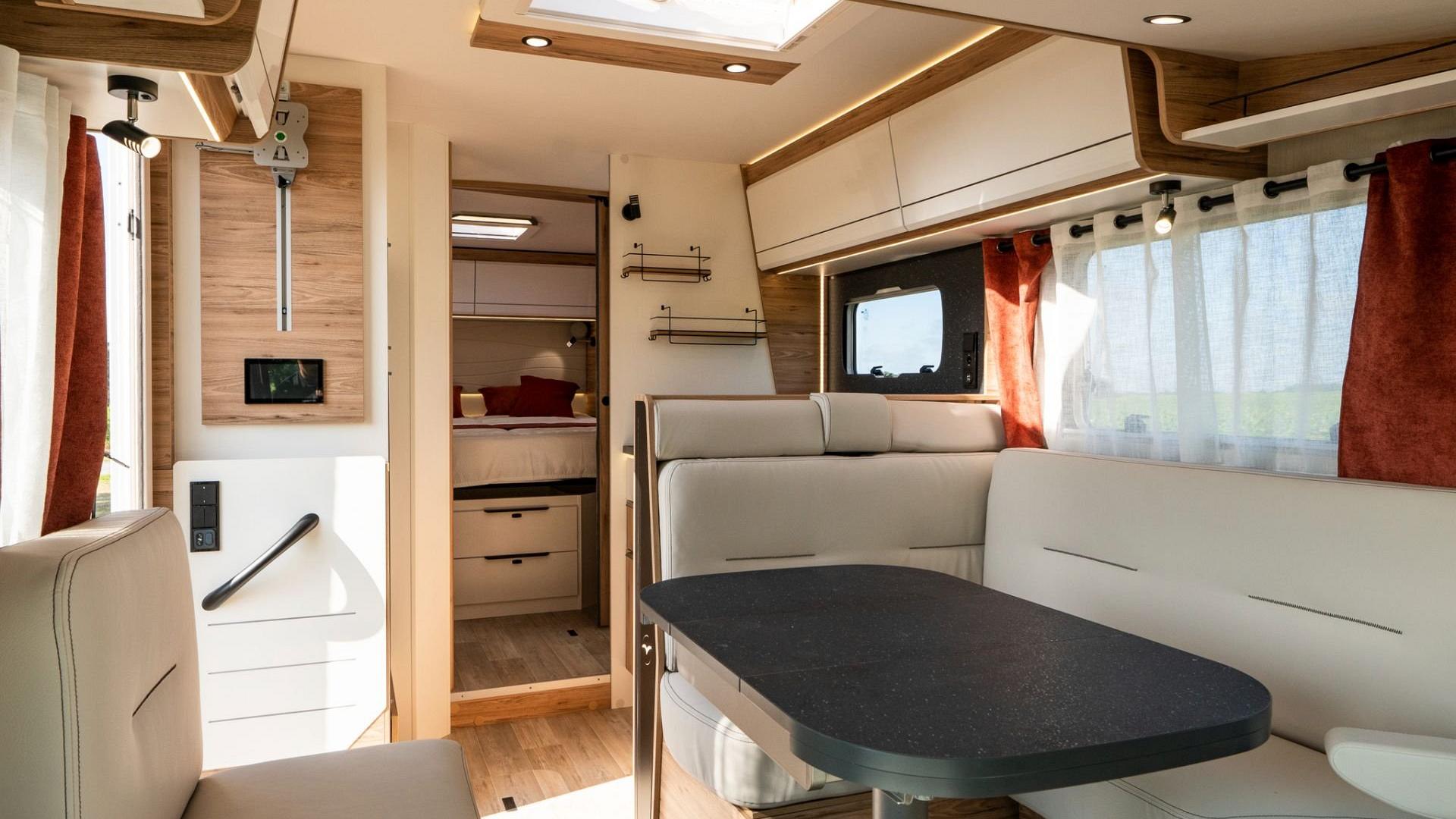 Pilote Pilote G781FC EXPRESSION mit Vollausstattung