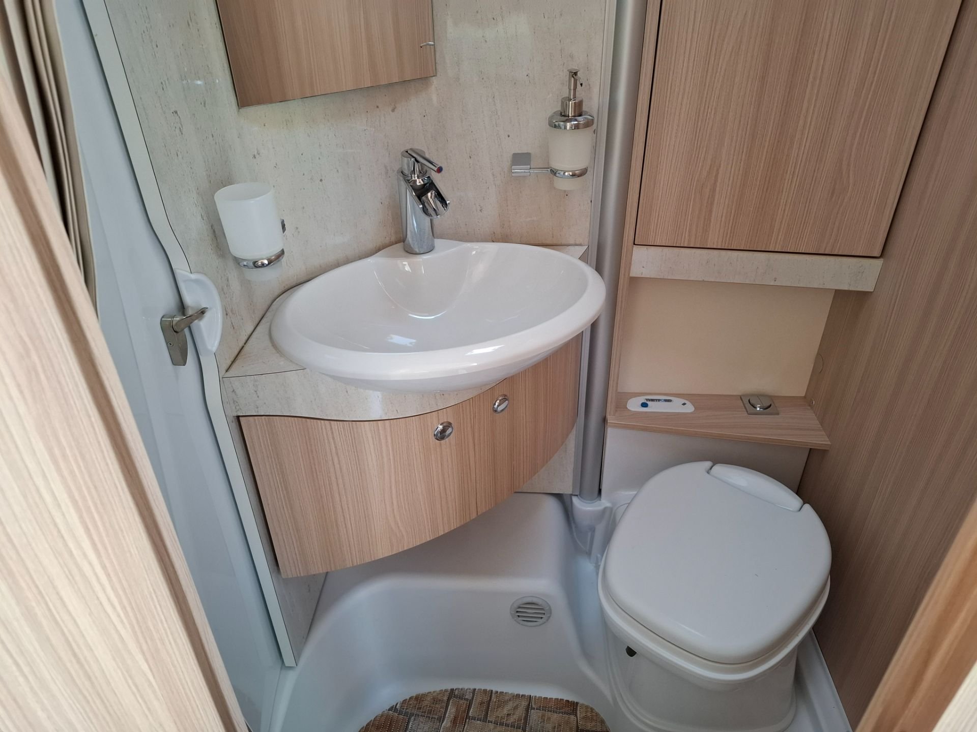 Bürstner Travel Van T690