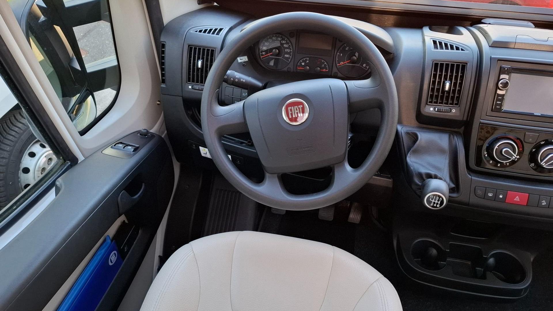 Bürstner Travel Van T690