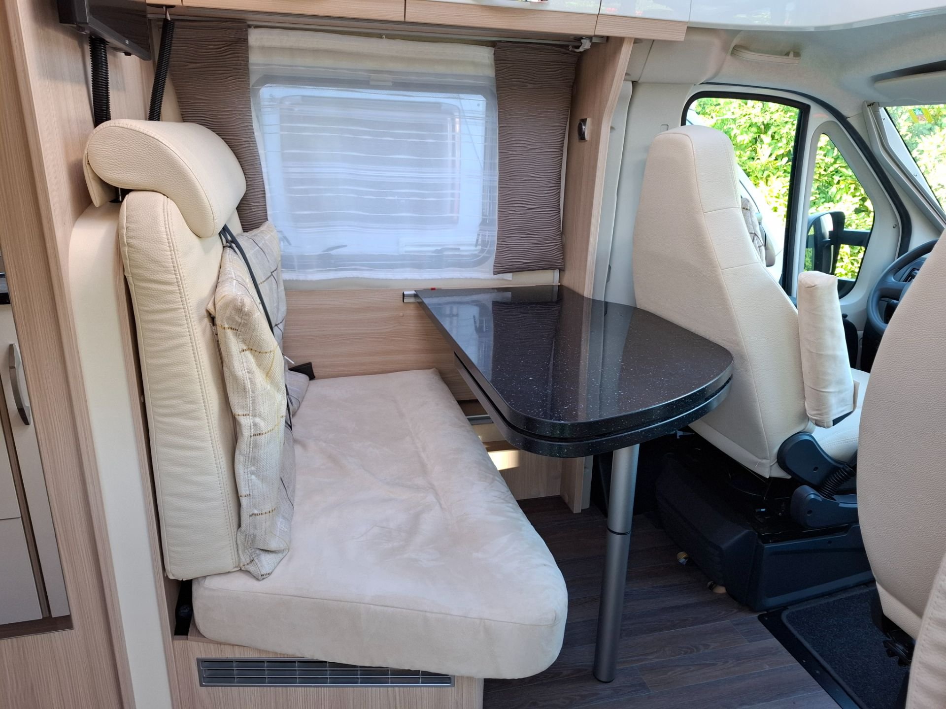 Bürstner Travel Van T690