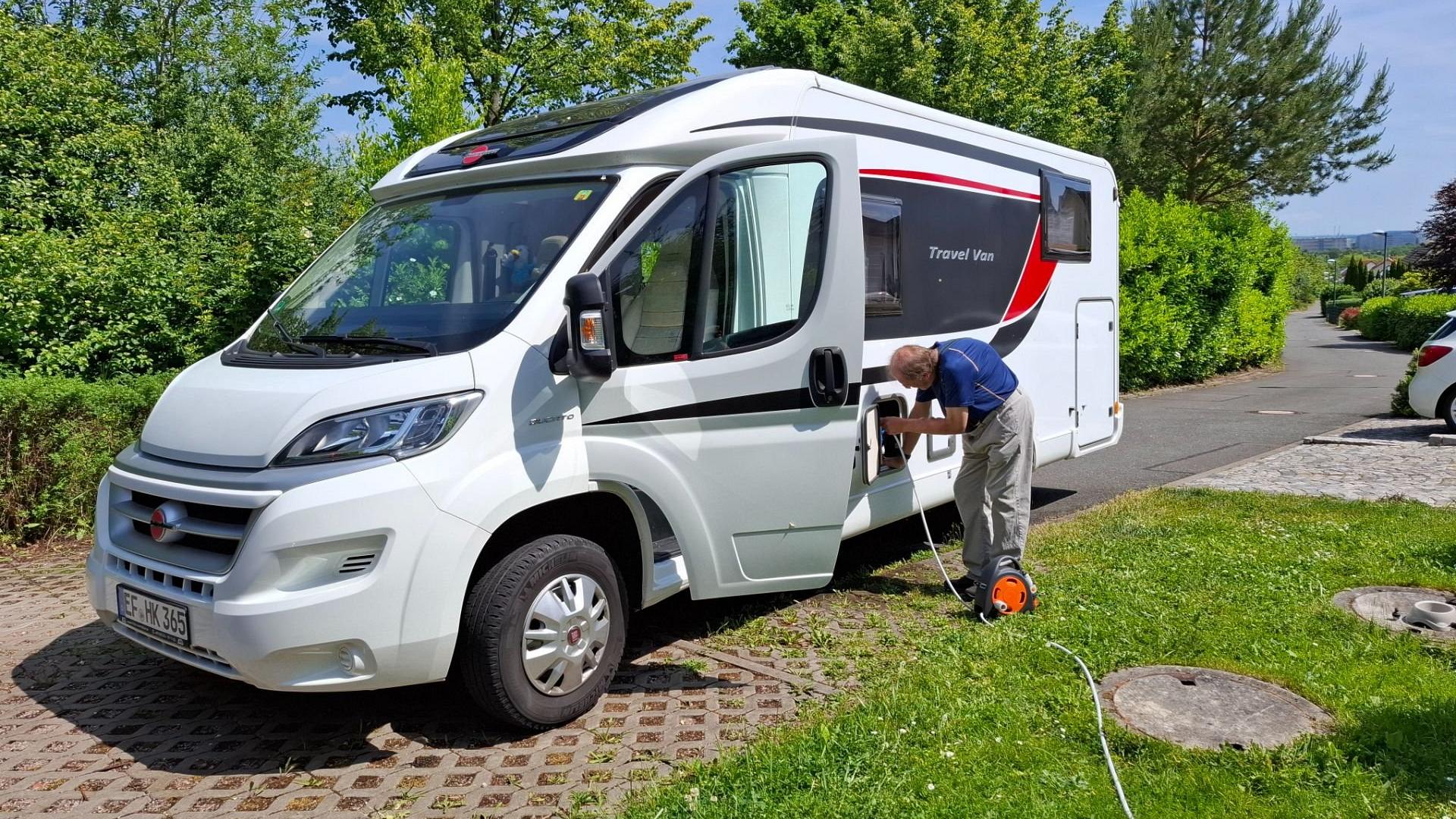Bürstner Travel Van T690