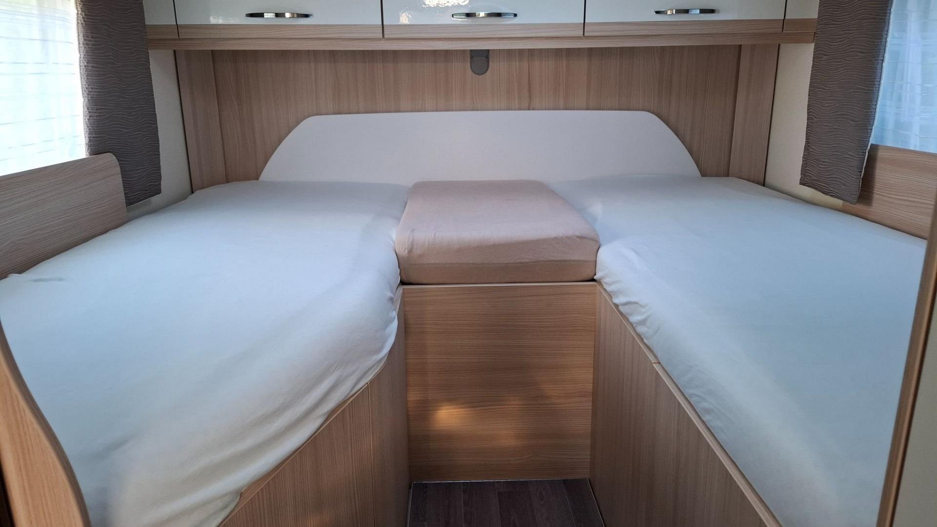 Bürstner Travel Van T690