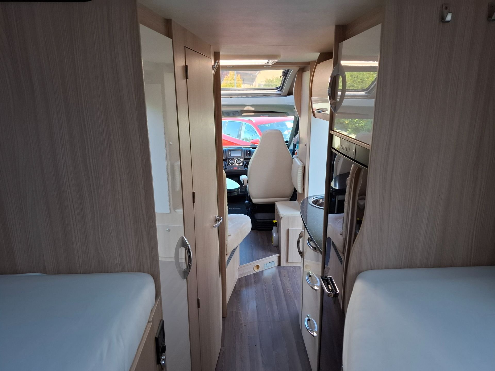 Bürstner Travel Van T690