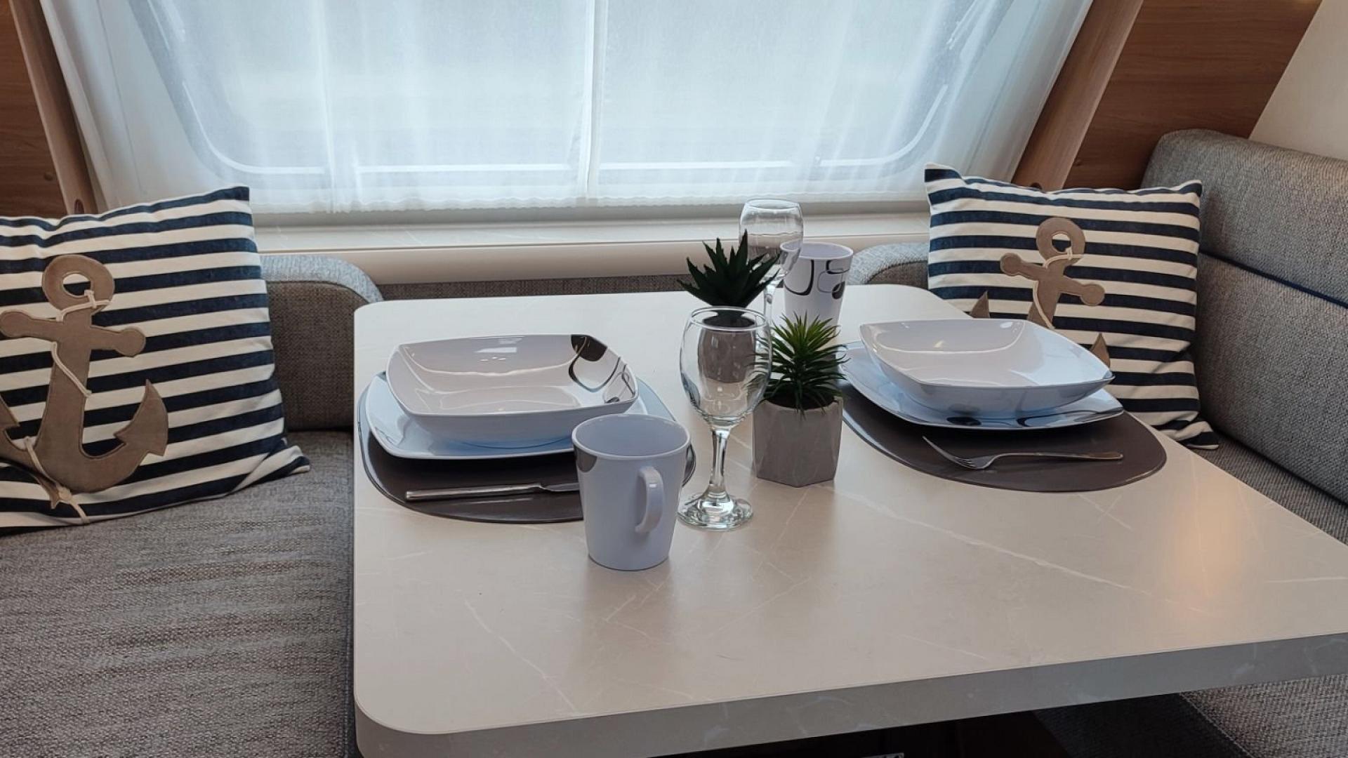 Hobby 495 WFB Heckbad