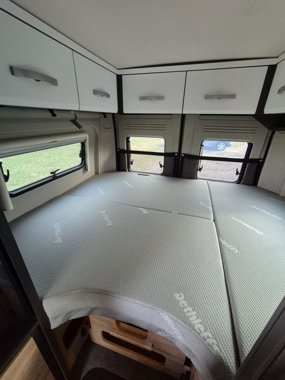 Dethleffs Globetrail 600DR mit Aufstelldach