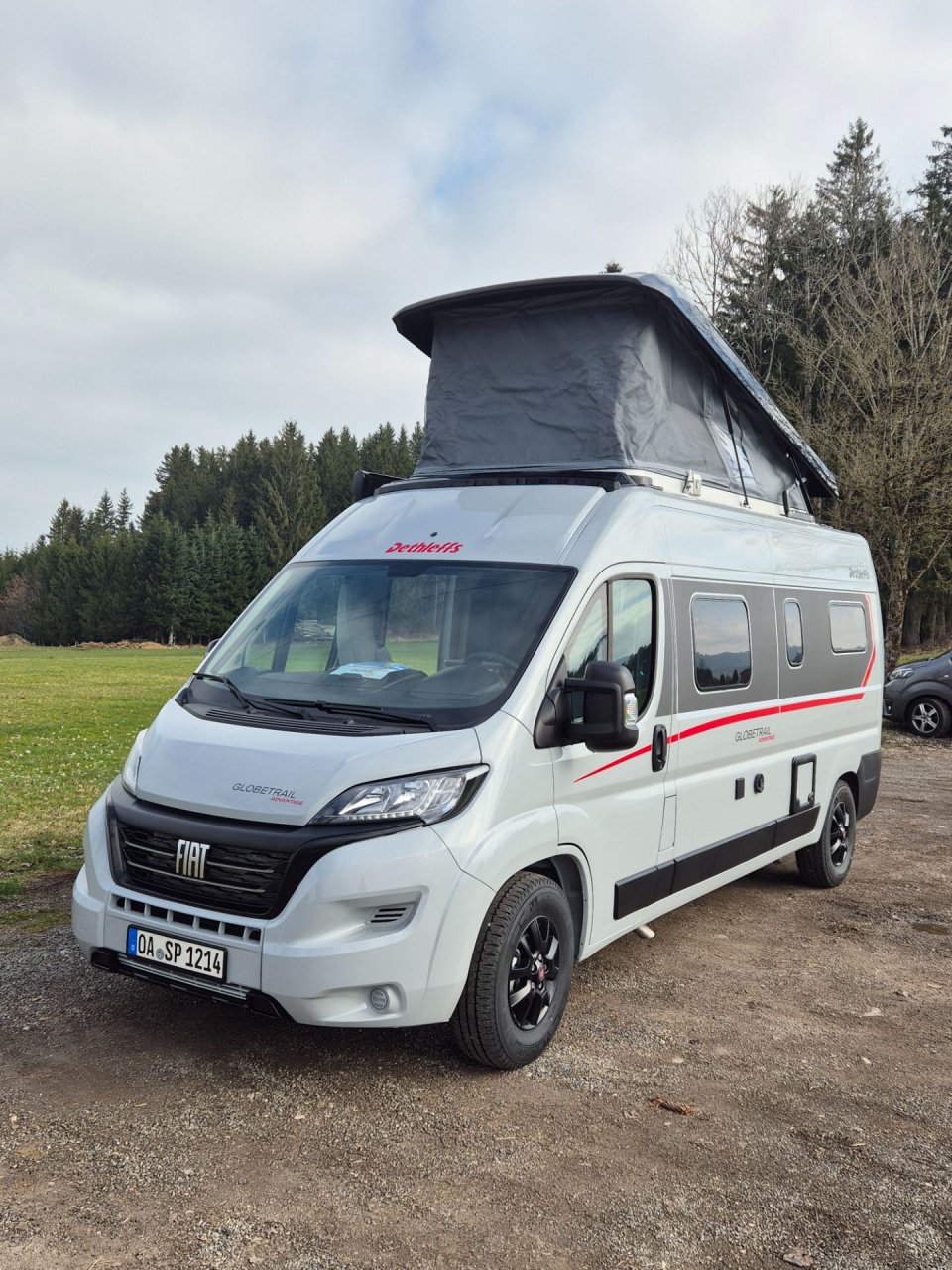 Dethleffs Globetrail 600DR mit Aufstelldach