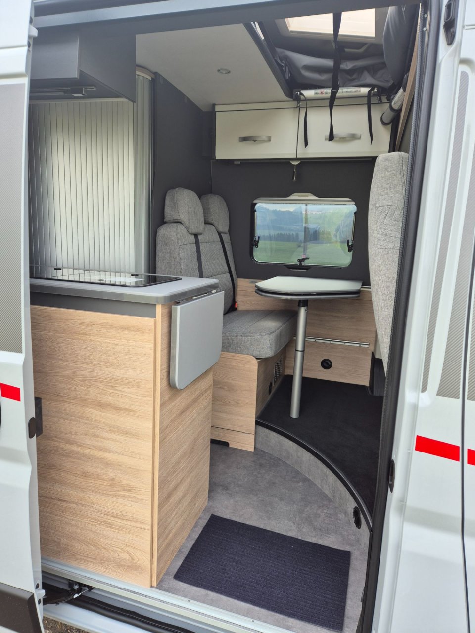 Dethleffs Globetrail 600DR mit Aufstelldach