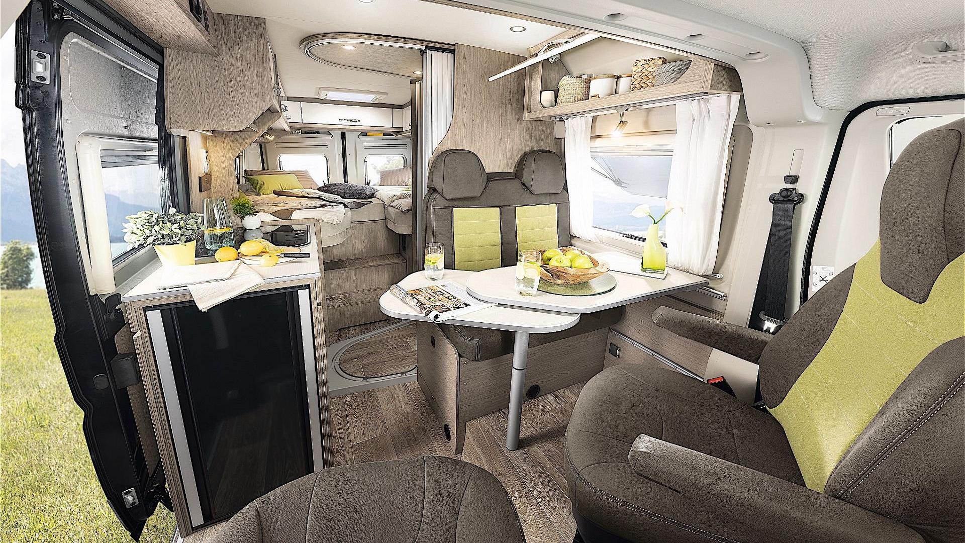 P&ouml;ssl Roadstar 600 l mit Aufstelldach