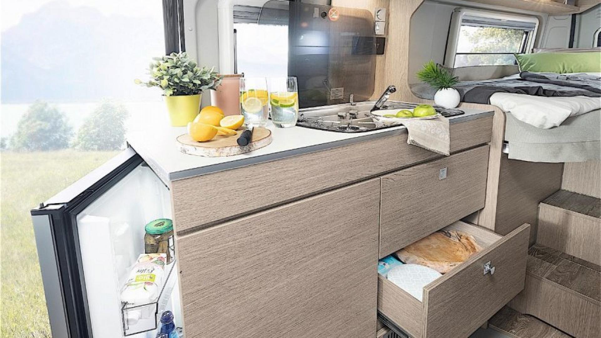 P&ouml;ssl Roadstar 600 l mit Aufstelldach