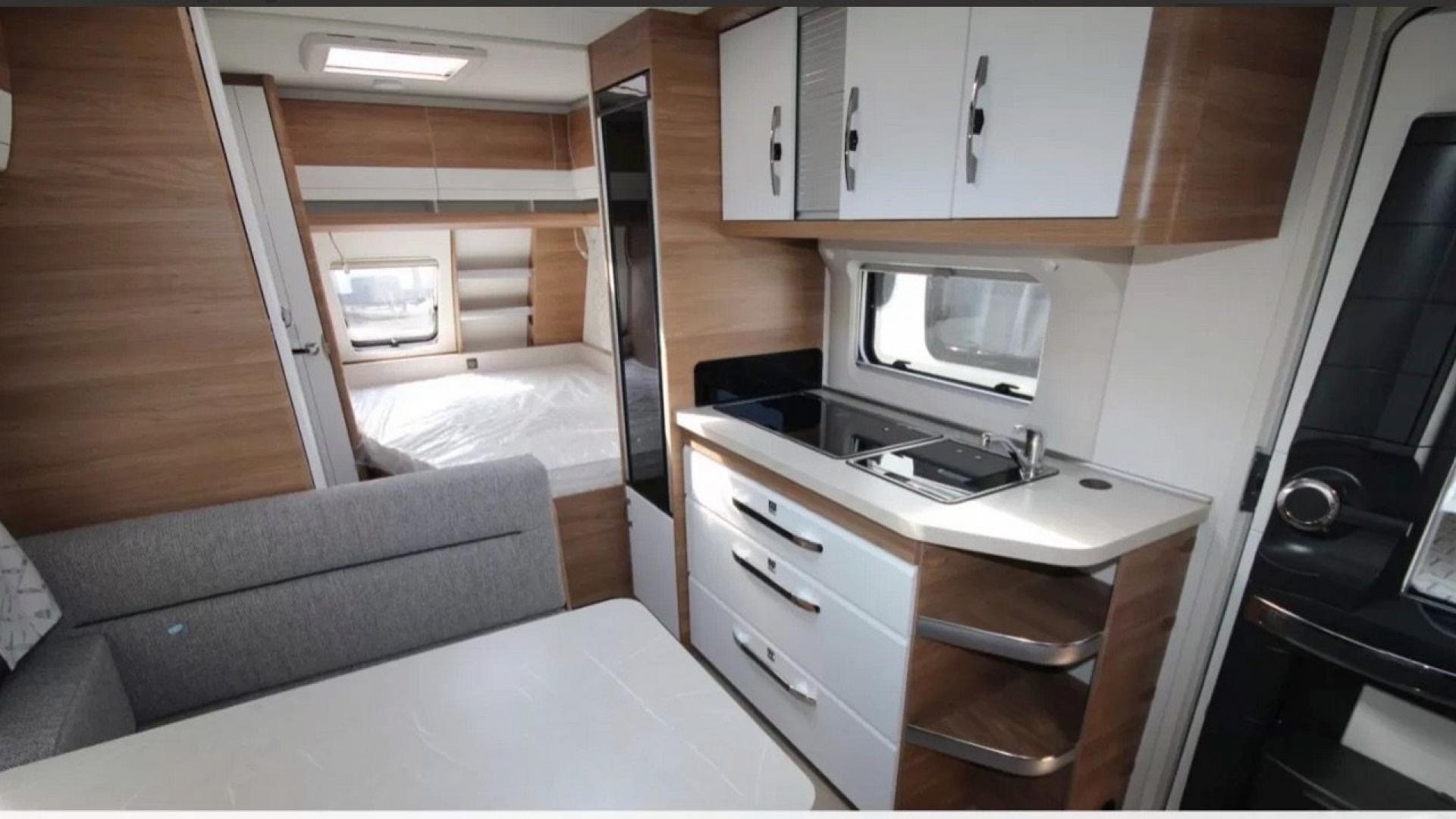 Hobby DeLuxe 540 KMFe