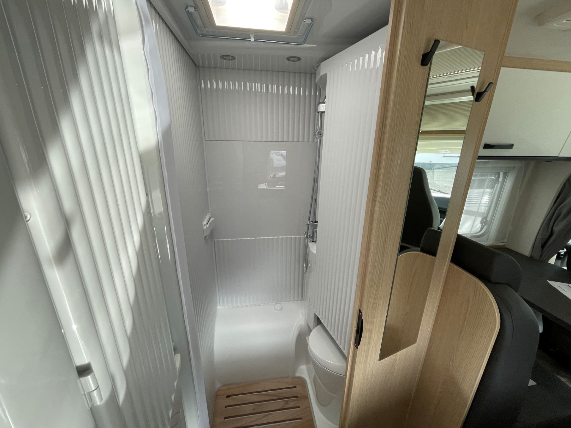 Sunlight V69 Adventure